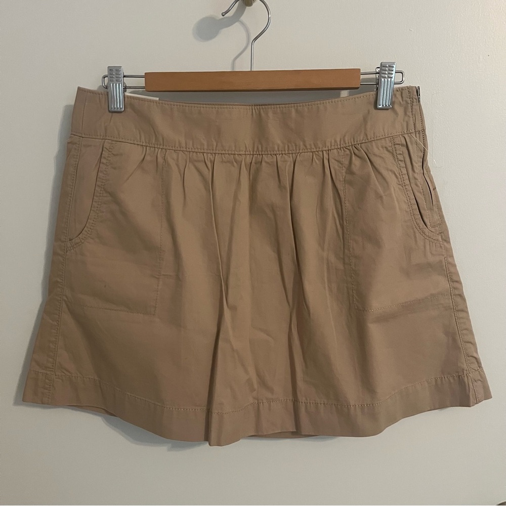 NWT Old Navy Tan Mini Skirt with Side Zipper and Pockets